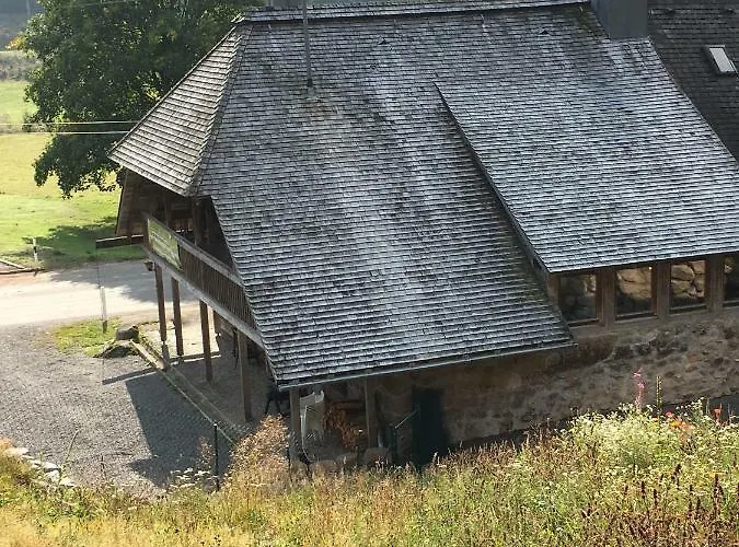 Romantisches Schwarzwaldhaus Casa de Férias